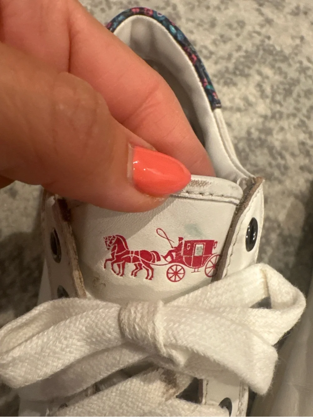 Women’s Coach New York White Leather Low Top Sneakers Floral Heel Lace Up 8.5